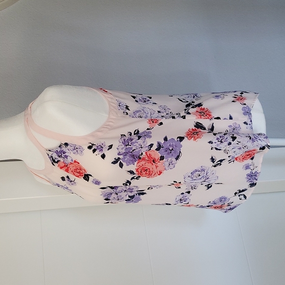 Candies tank top blouse - Picture 2 of 5